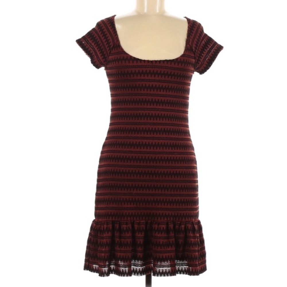 Free people ruffle hem short sleeve dress medium women’s brick red mini